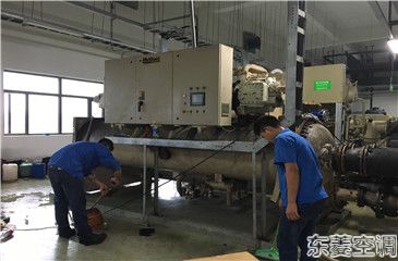 現(xiàn)場維修麥克維爾MS型、HSS主機(jī)